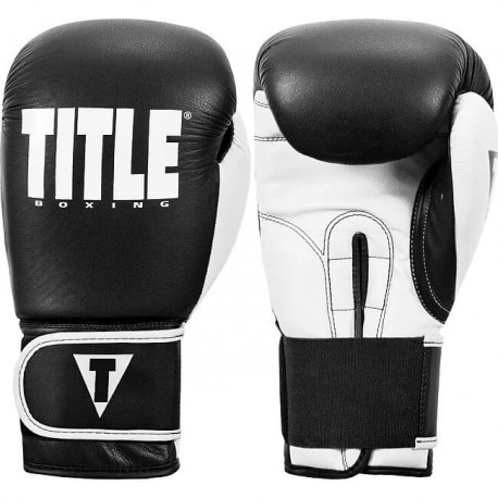 Боксерские перчатки TITLE Boxing Dynamic Strike Black/White 12 oz